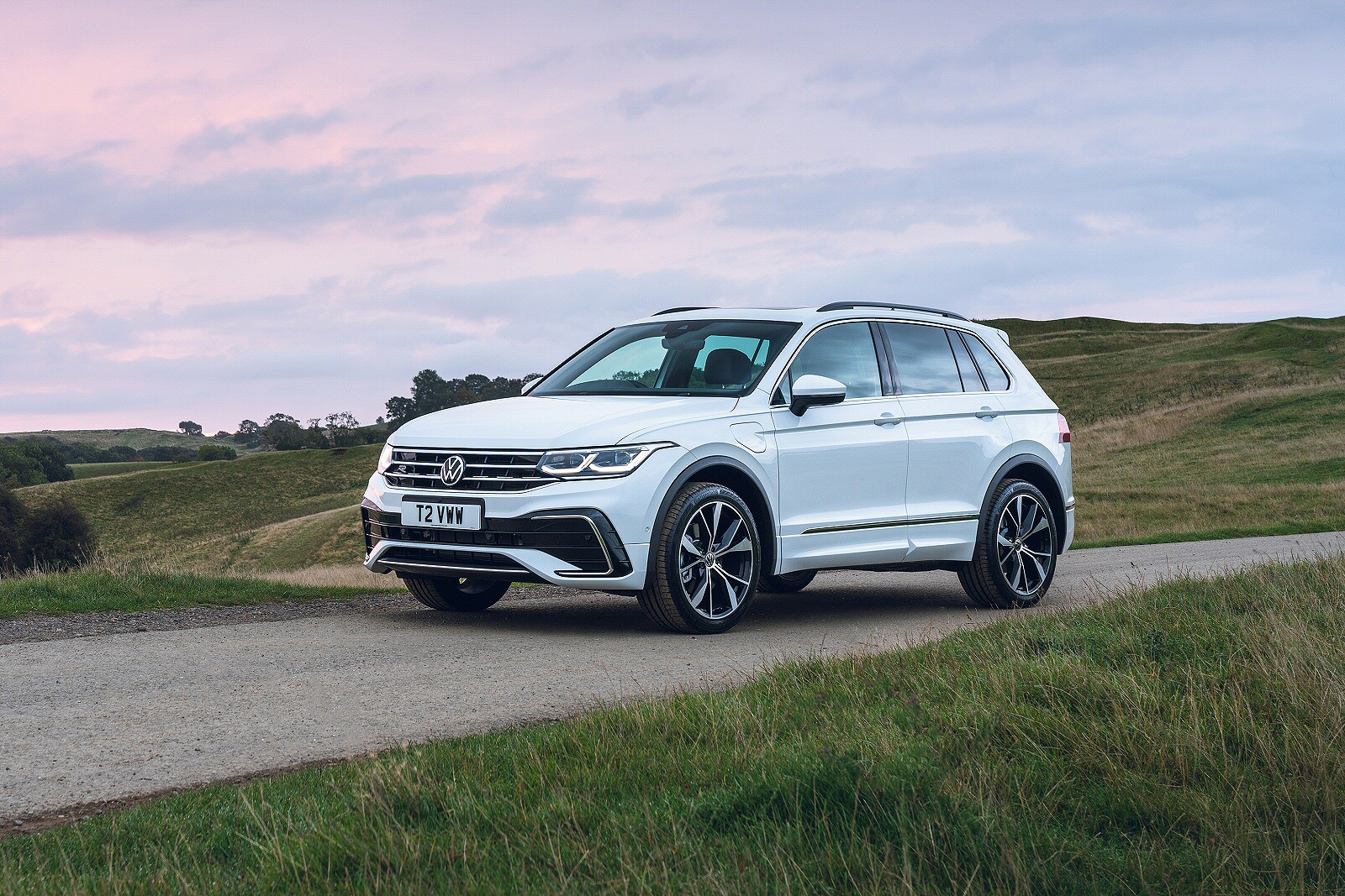 Used Volkswagen Tiguan eHybrid (2021 - 2023) + Guide - Image 1